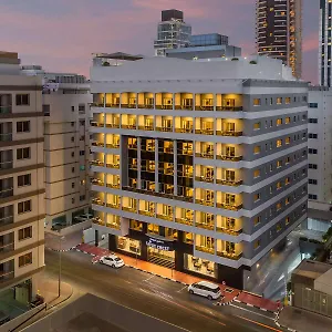 Savoy Crest Aparthotel Dubaj
