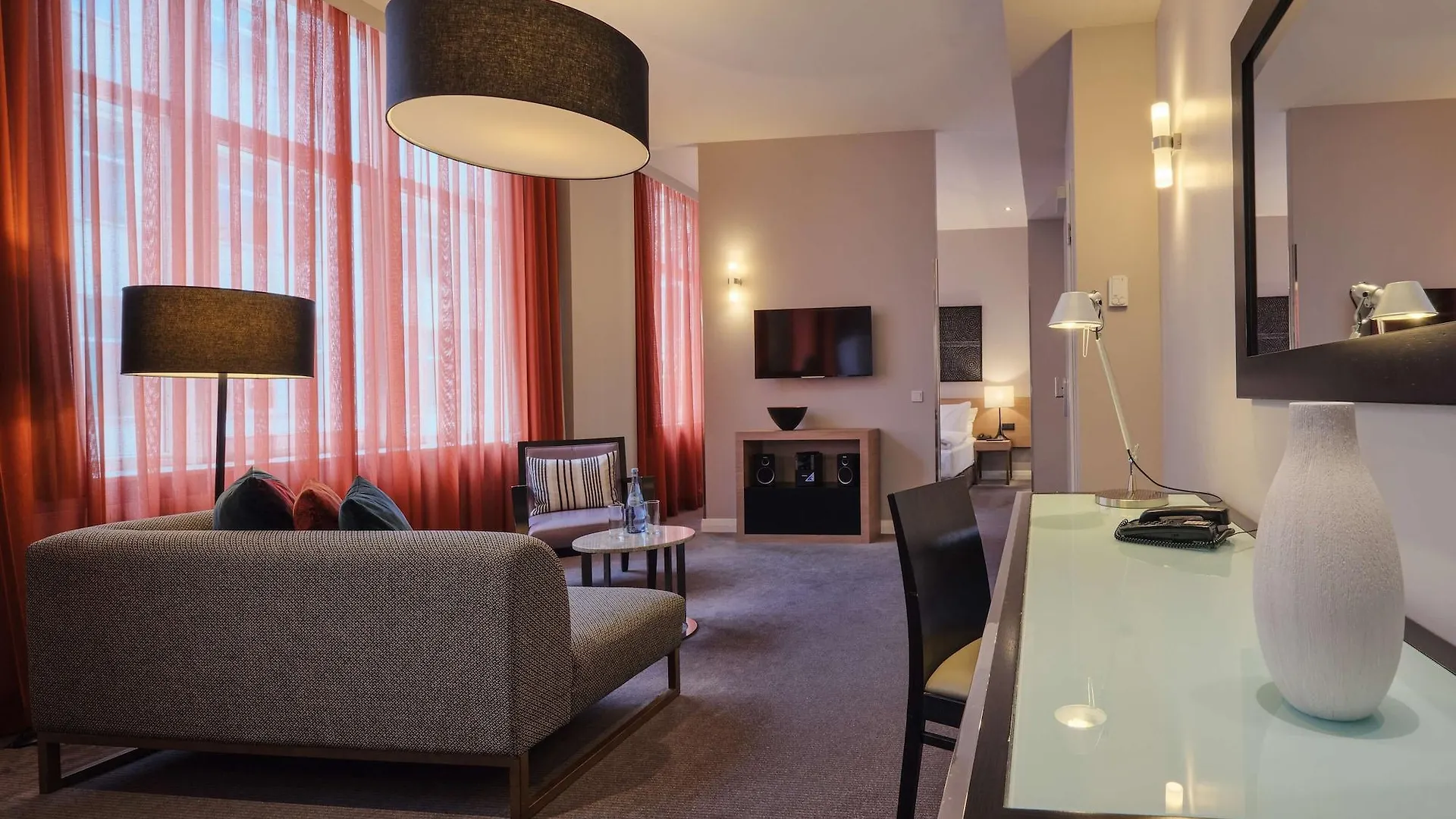 Adina Apartment Hotel Berlin Checkpoint Charlie