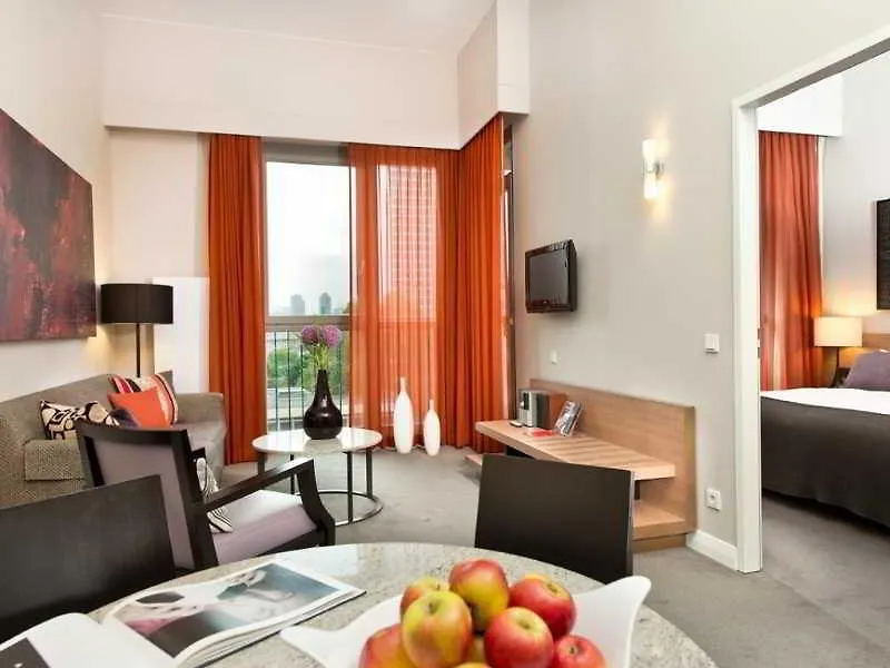 Adina Apartment Hotel Berlin Checkpoint Charlie