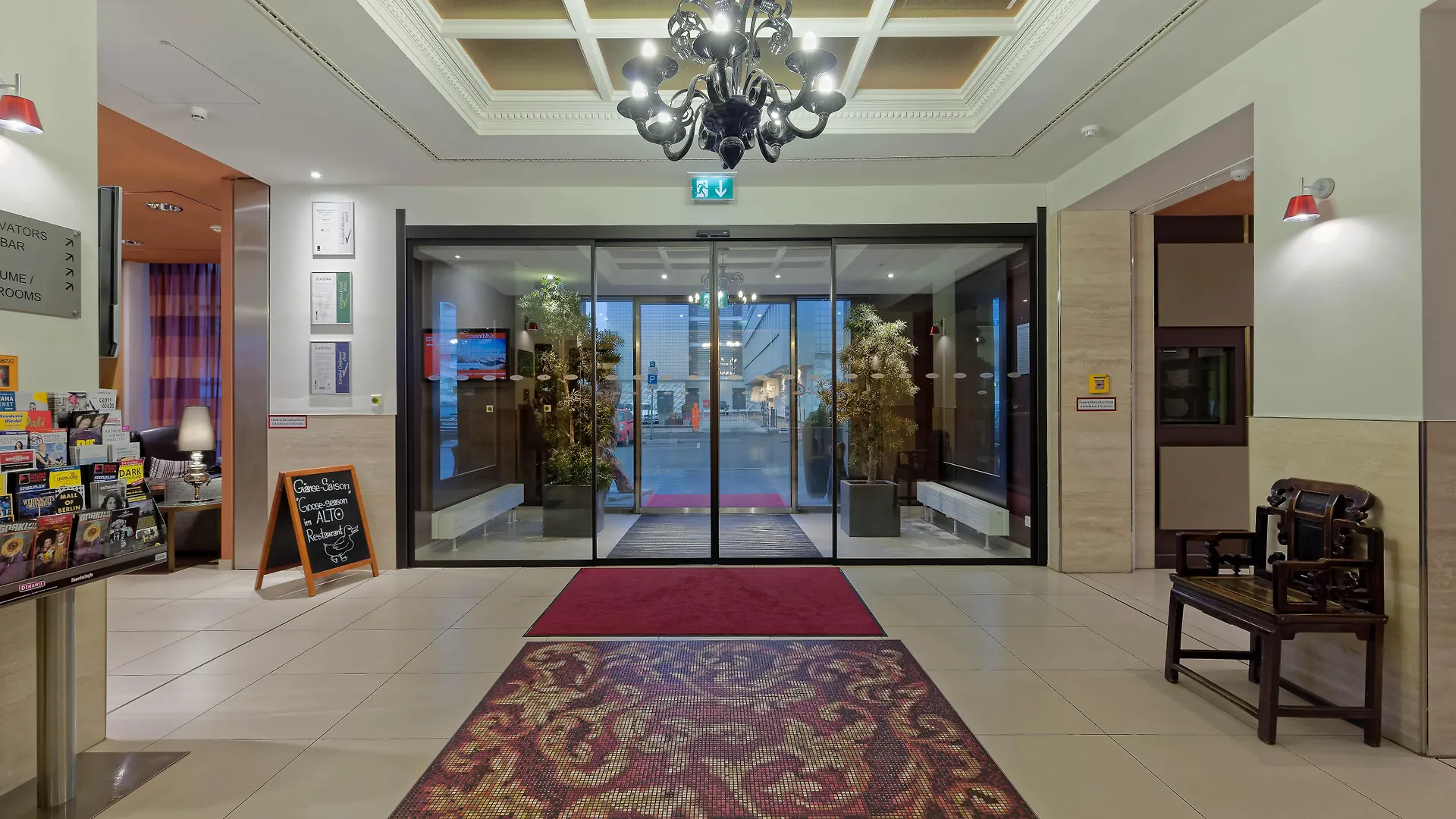 Adina Apartment Hotel Berlin Checkpoint Charlie 4*,  גרמניה