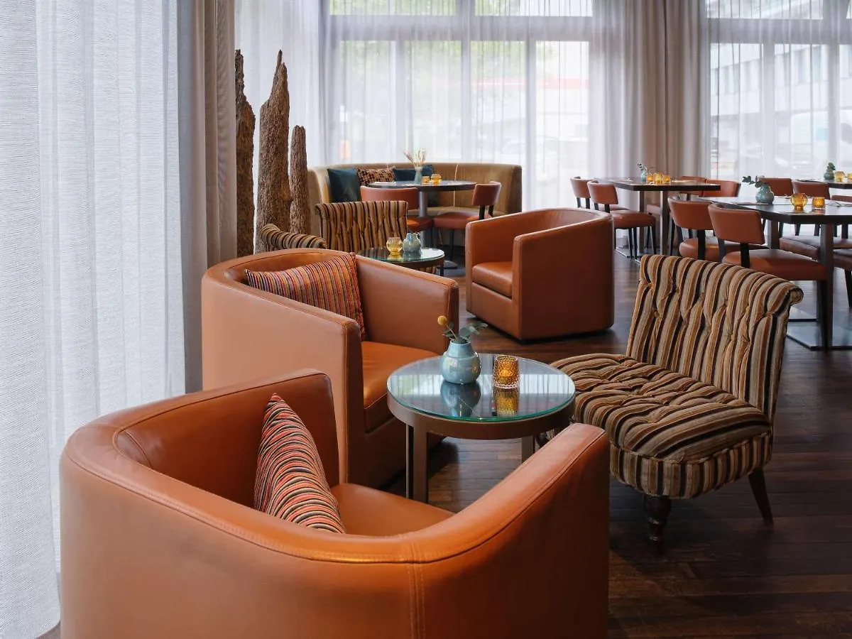 מלון דירות Adina Apartment Hotel Berlin Checkpoint Charlie