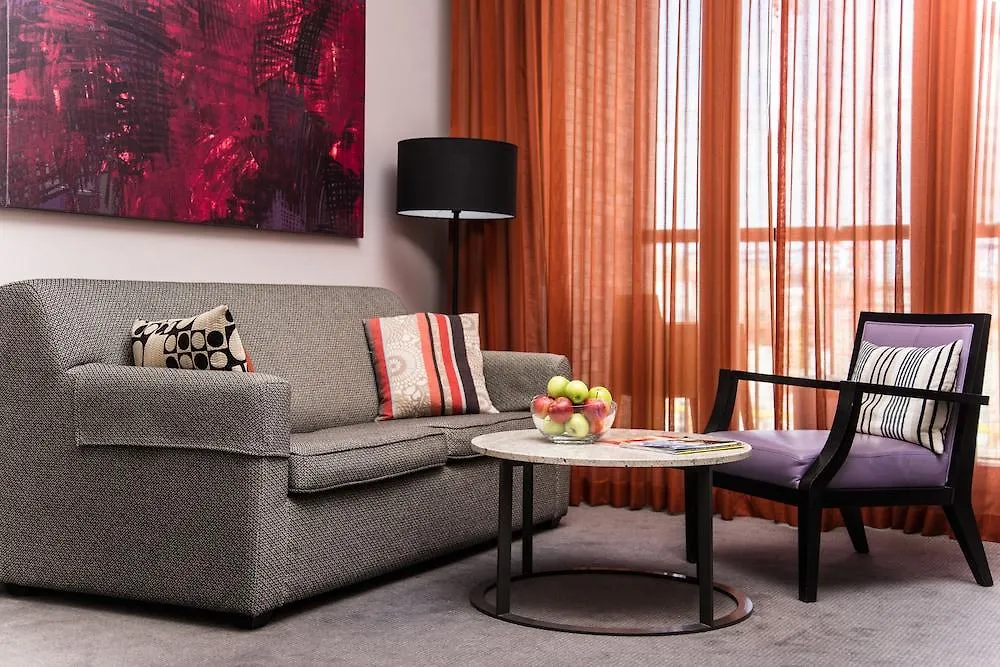 **** מלון דירות Adina Apartment Hotel Berlin Checkpoint Charlie גרמניה